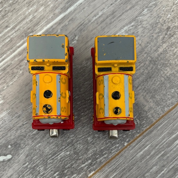 Diecast Bill and Ben with Magnets - Picture 5 of 8